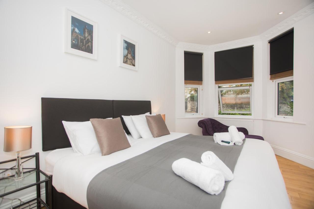 Spacious Apartments Bath Oda fotoğraf