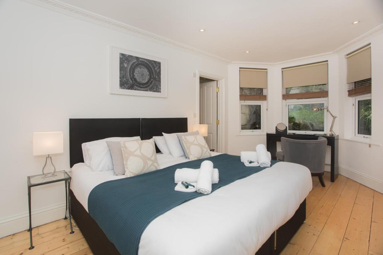 Spacious Apartments Bath Dış mekan fotoğraf