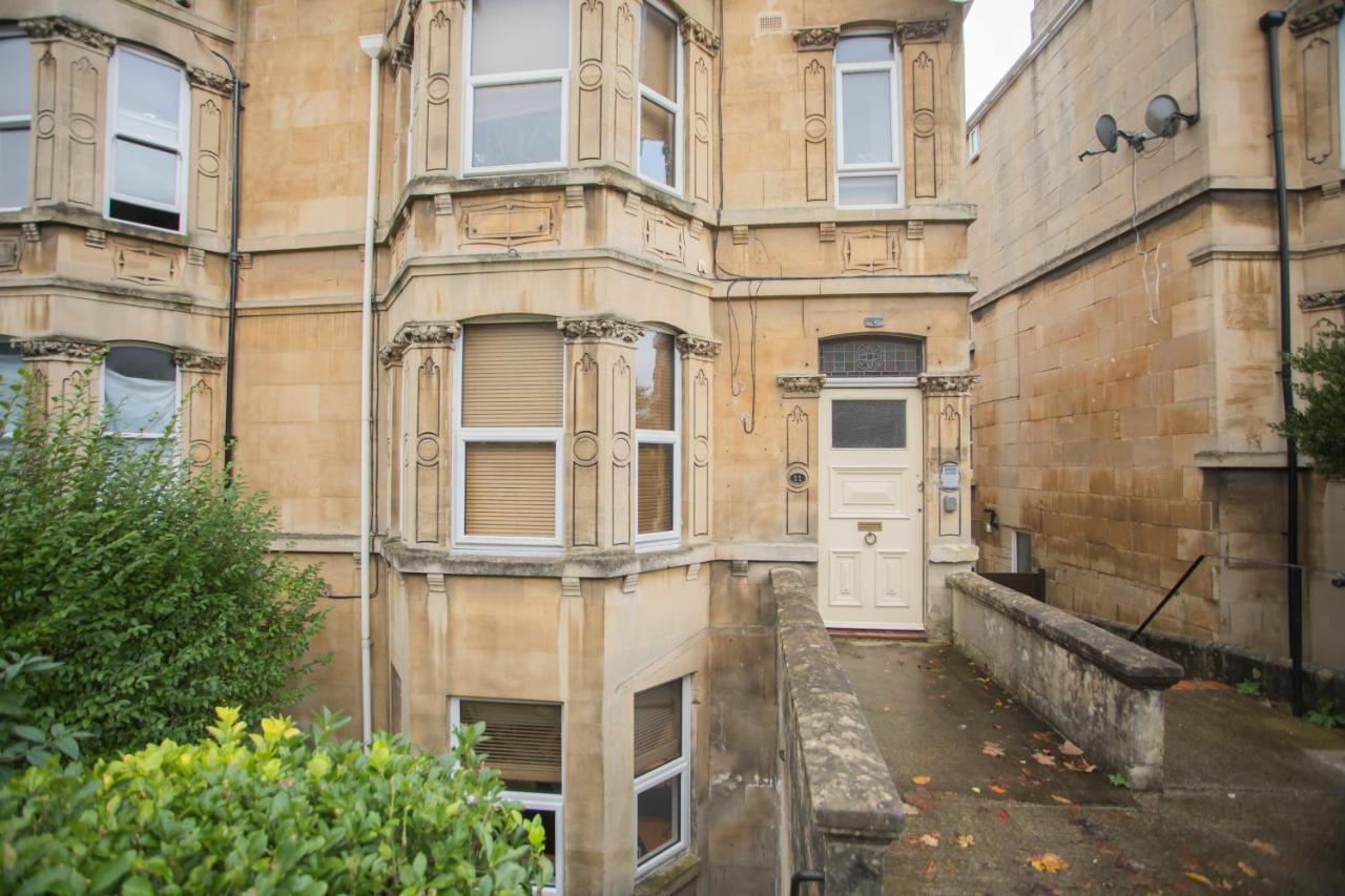 Spacious Apartments Bath Dış mekan fotoğraf
